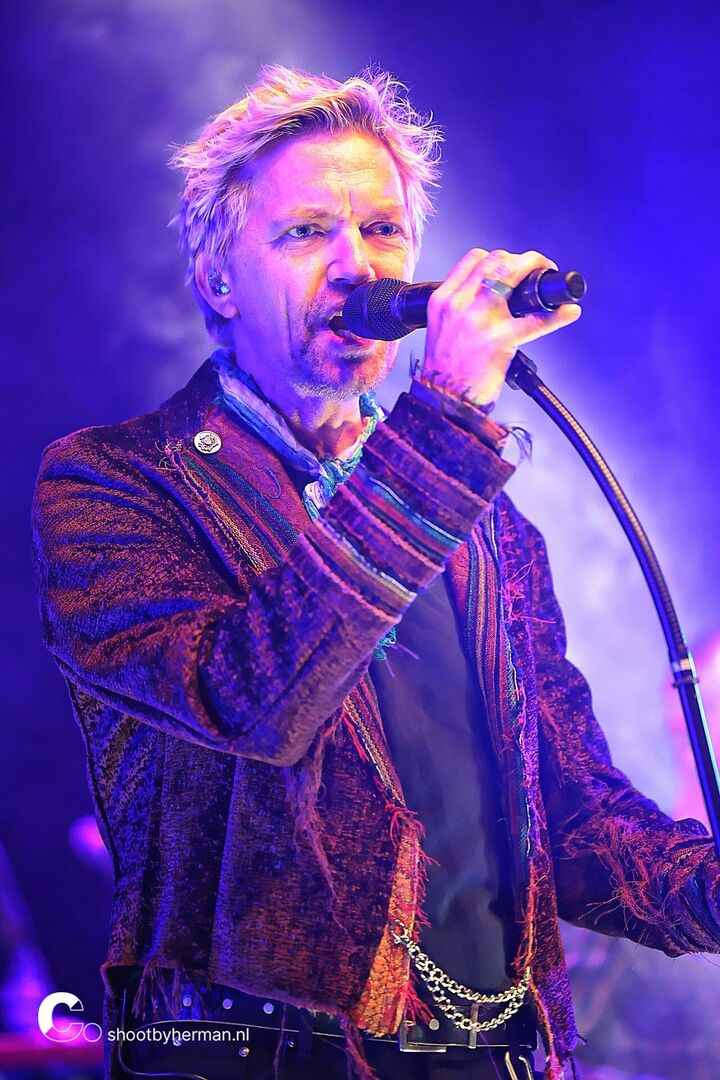 001_Starman_140325_pe