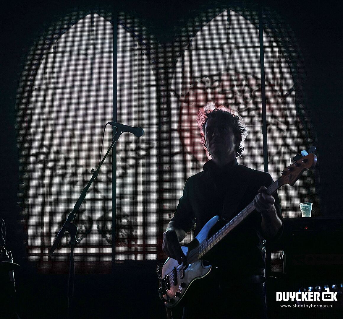 022_RowwenHeze_221022