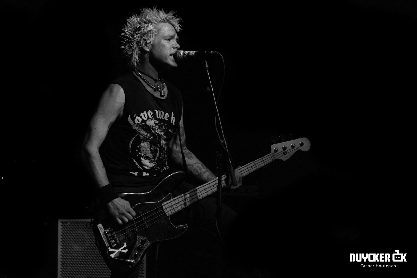 20-11-2022 THE CASUALTIES + FLOYD HEMORRHOID-4785