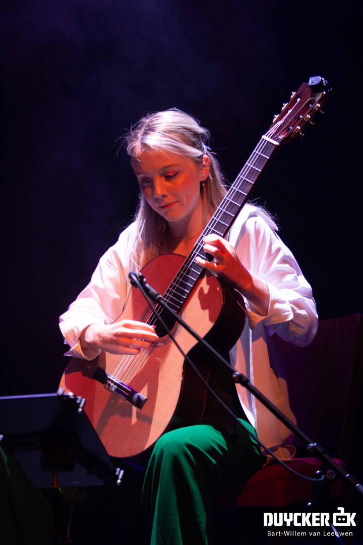 20221015-NightOfTheGuitars-12