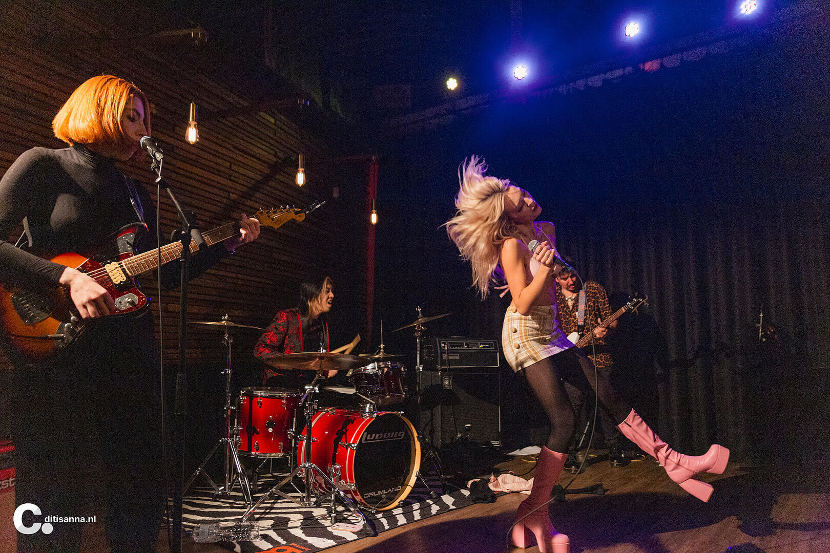 20230114_Bittersweethearts_D0A1336_ Anna Smakman_lowres