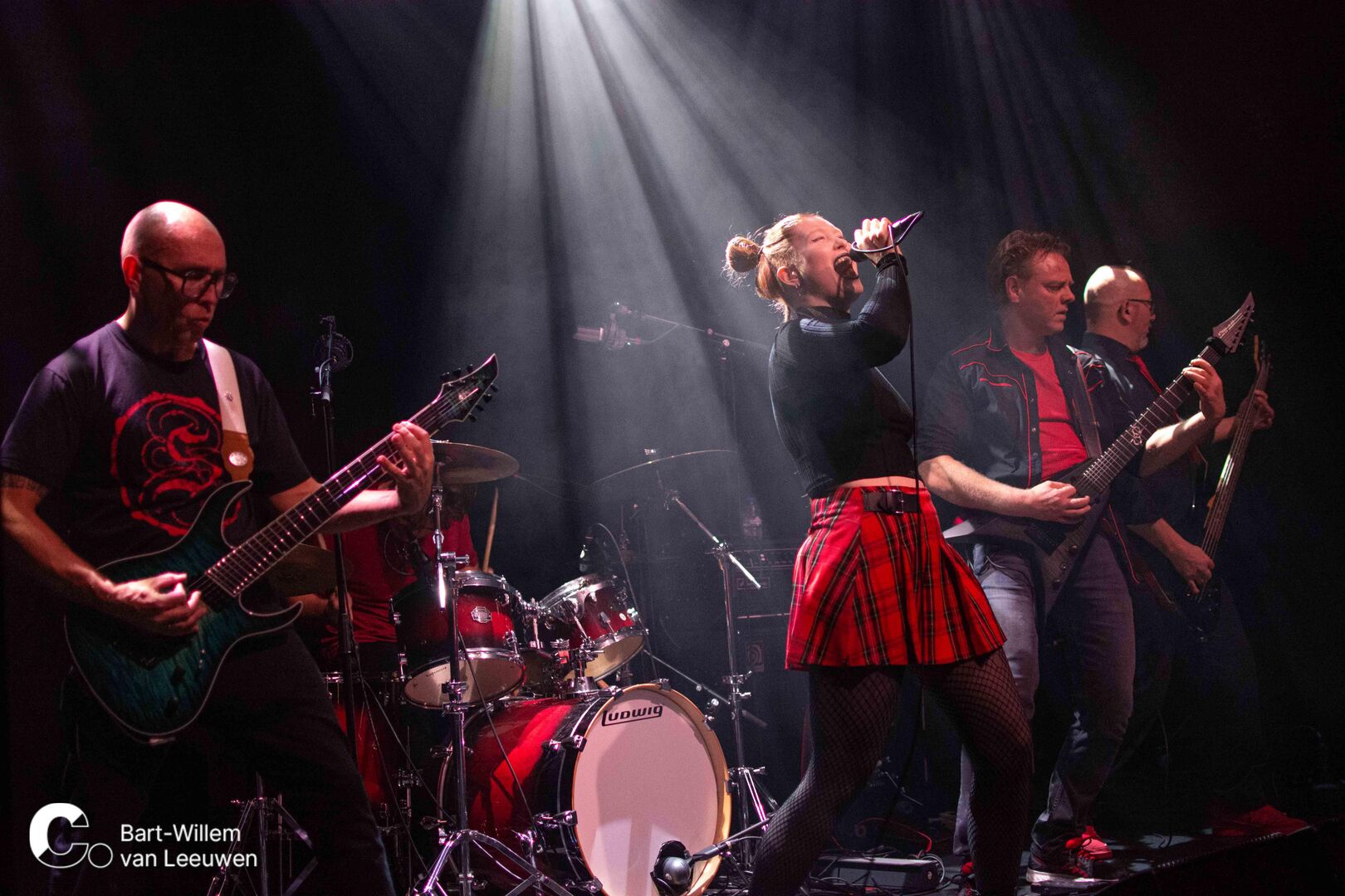 20231221 PactplusPresent-03-Snare-BWvLeeuwen-01