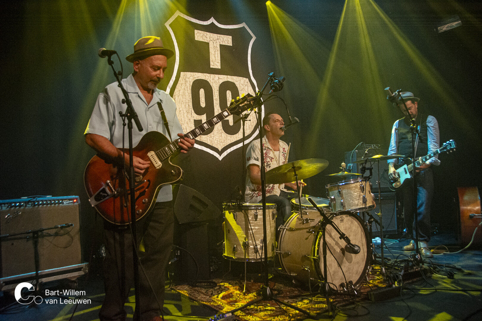 20251101 Cpunt - T99 - BW van Leeuwen-01