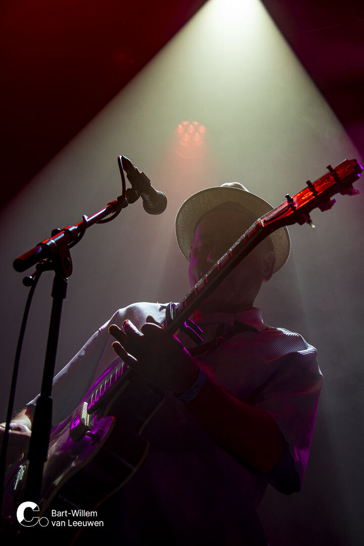 20251101 Cpunt - T99 - BW van Leeuwen-03