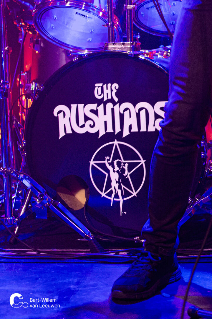 20260109 - Cpunt - The Rushians - BW van Leeuwen-01