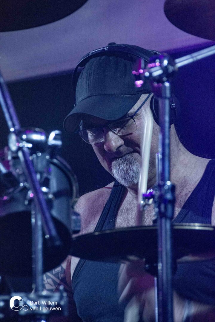 20260109 - Cpunt - The Rushians - BW van Leeuwen-23