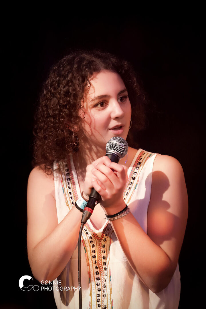 _DSC8917 Project Cover 90ies Caitlin Evi en Marnix Gonnie