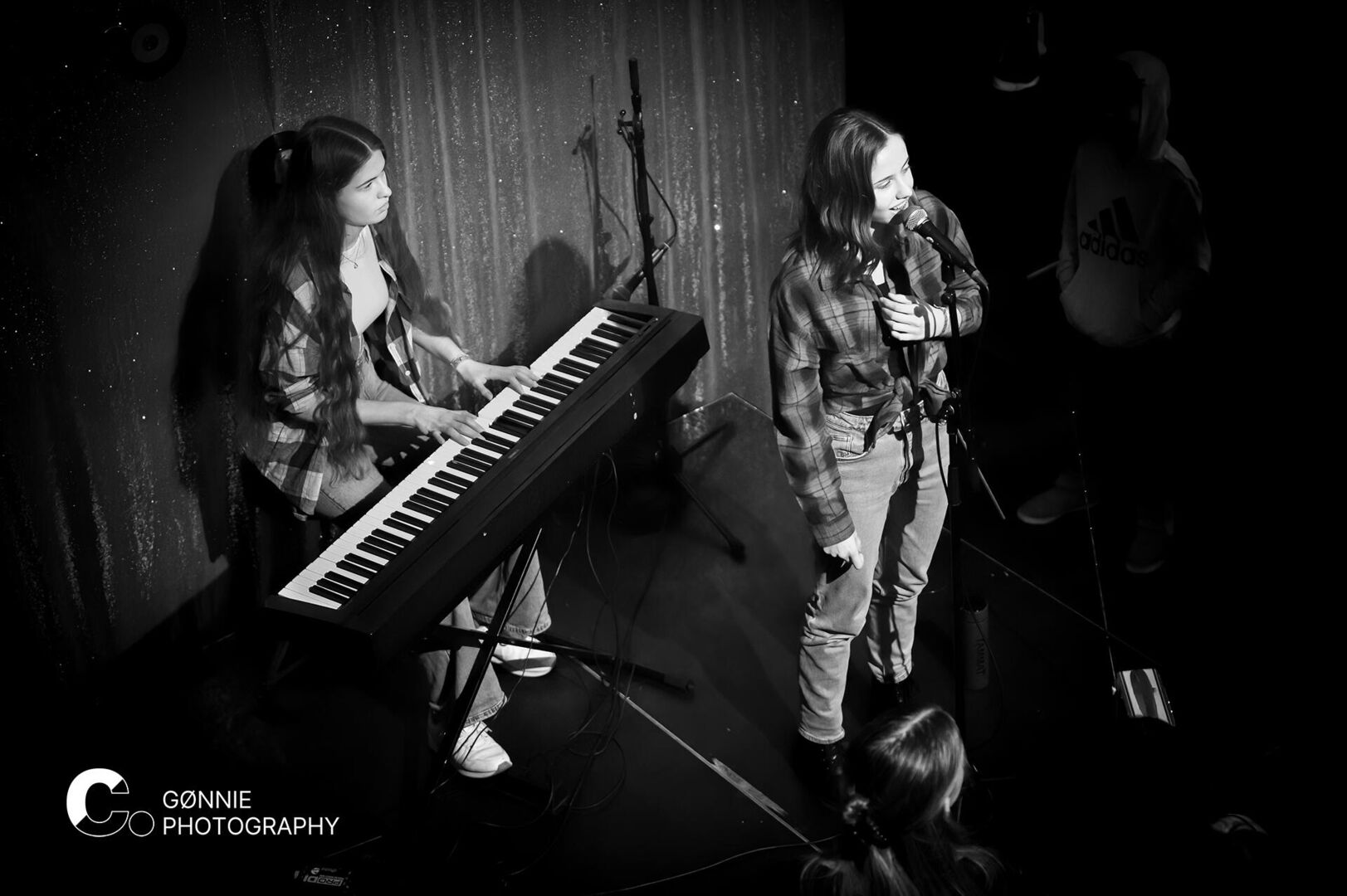 _DSC9395 Project Cover 90ies Frederique en Elisa Gonnie