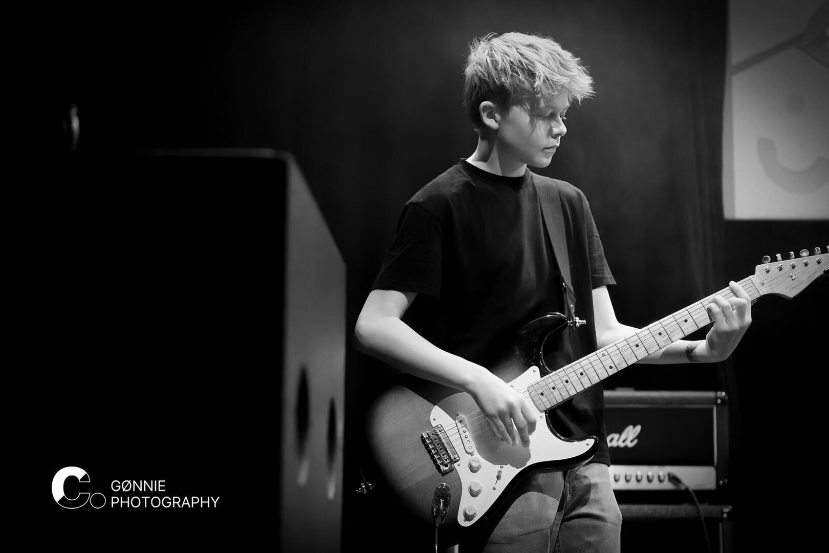 _DSC9514 Project Cover 90ies Blurry Faces Gonnie