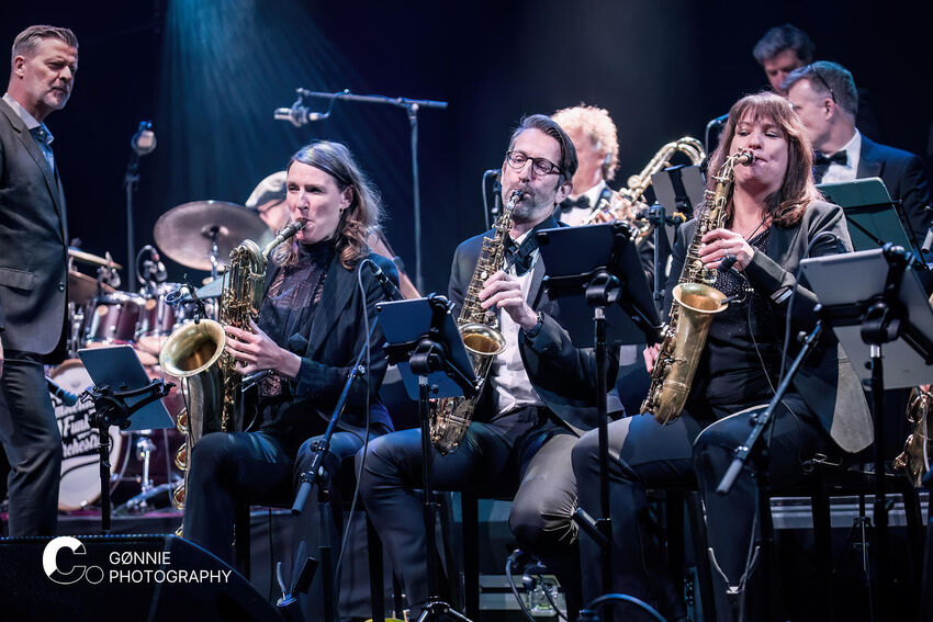 Amsterdam Funk Orchestra ft. Jared Grant