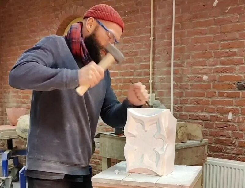 Beeldhouwen in natuursteen (verlenging)