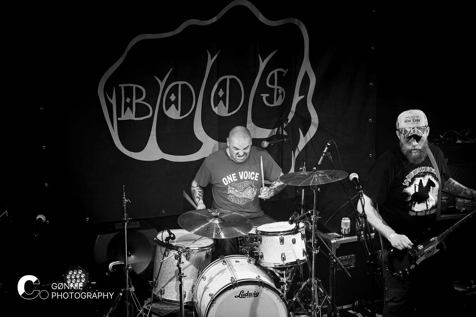 DSC_0742 Oi 06042024 Bent out of shape GØNNIE Photography