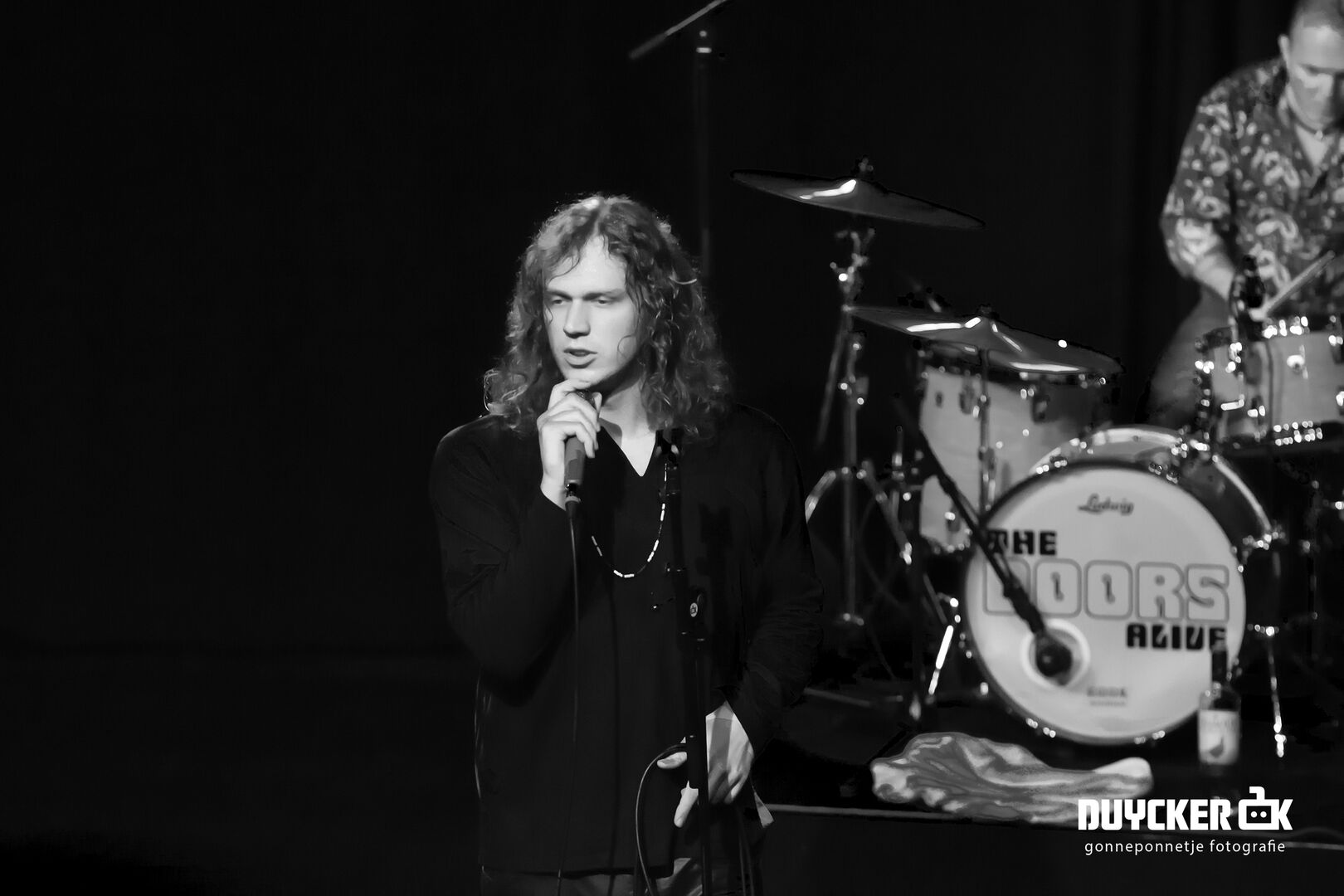 DSC_1026-The-Doors-Alive-zw-Gonnie