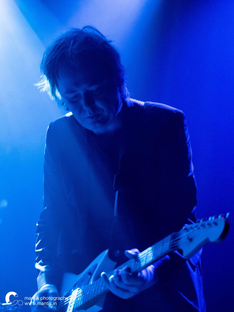 electricwaveform-037