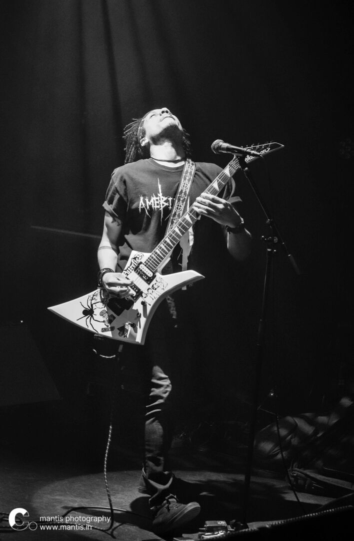 electricwaveform-068