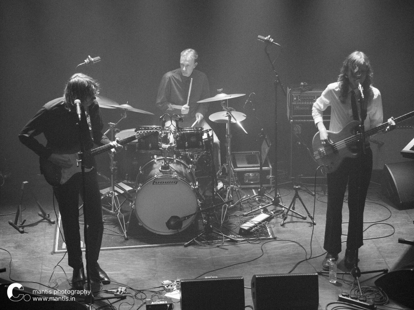 electricwaveform-123