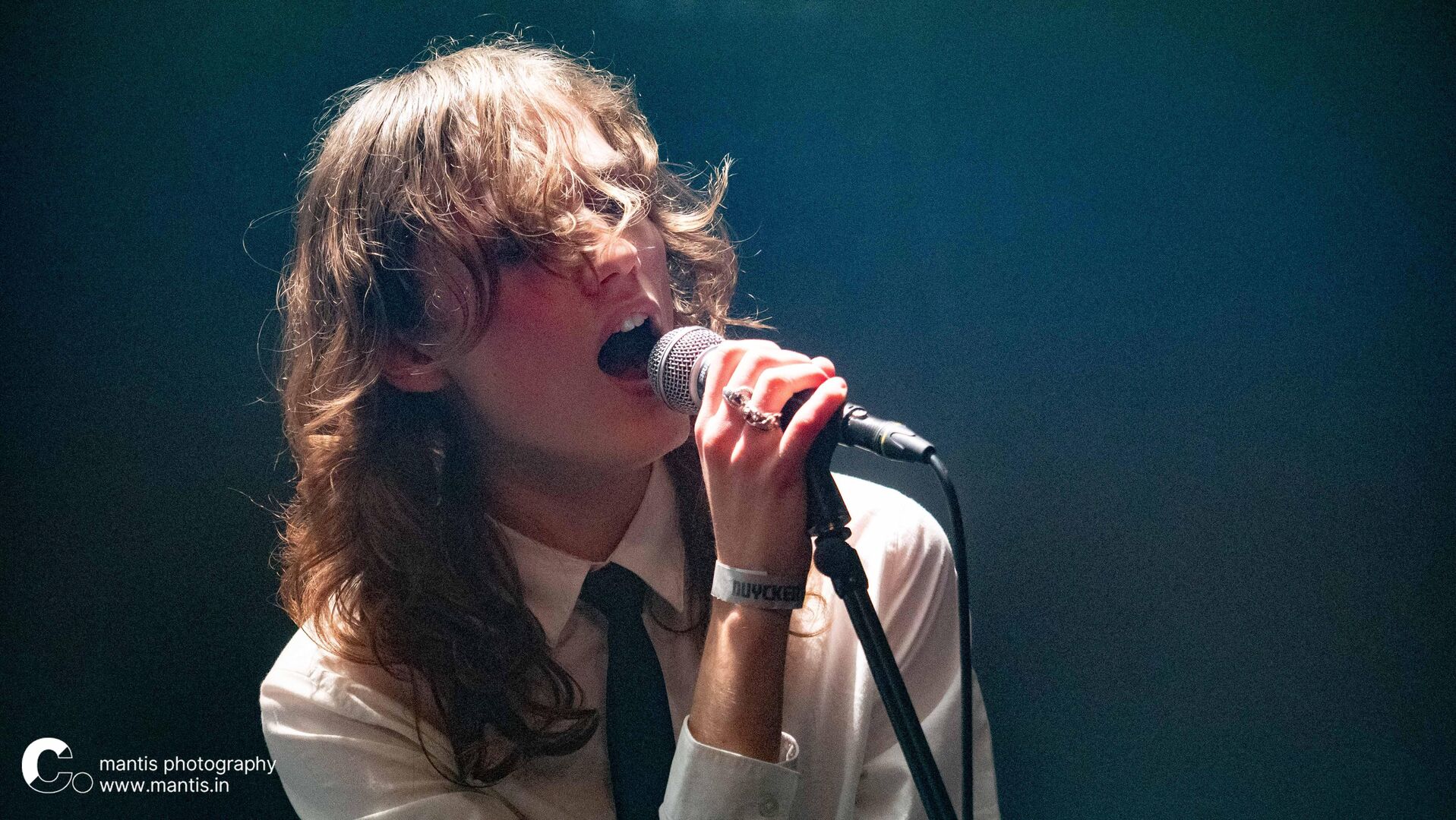 electricwaveform-126