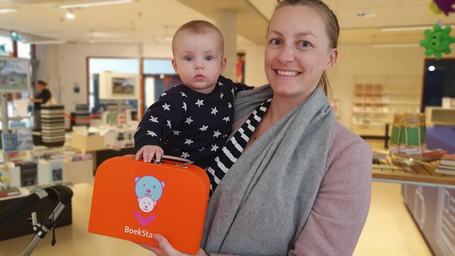 Maak je baby lid en ontvang een Boekstart-koffertje