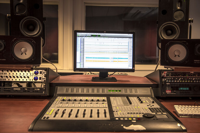 Muziekproductie in de opnamestudio