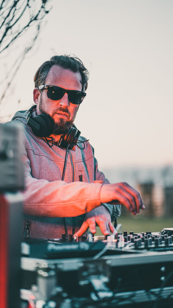 Photo Lbert The Deep Club outdoor 4