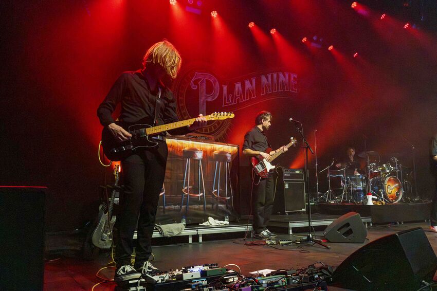 Plan Nine & Isogram 
