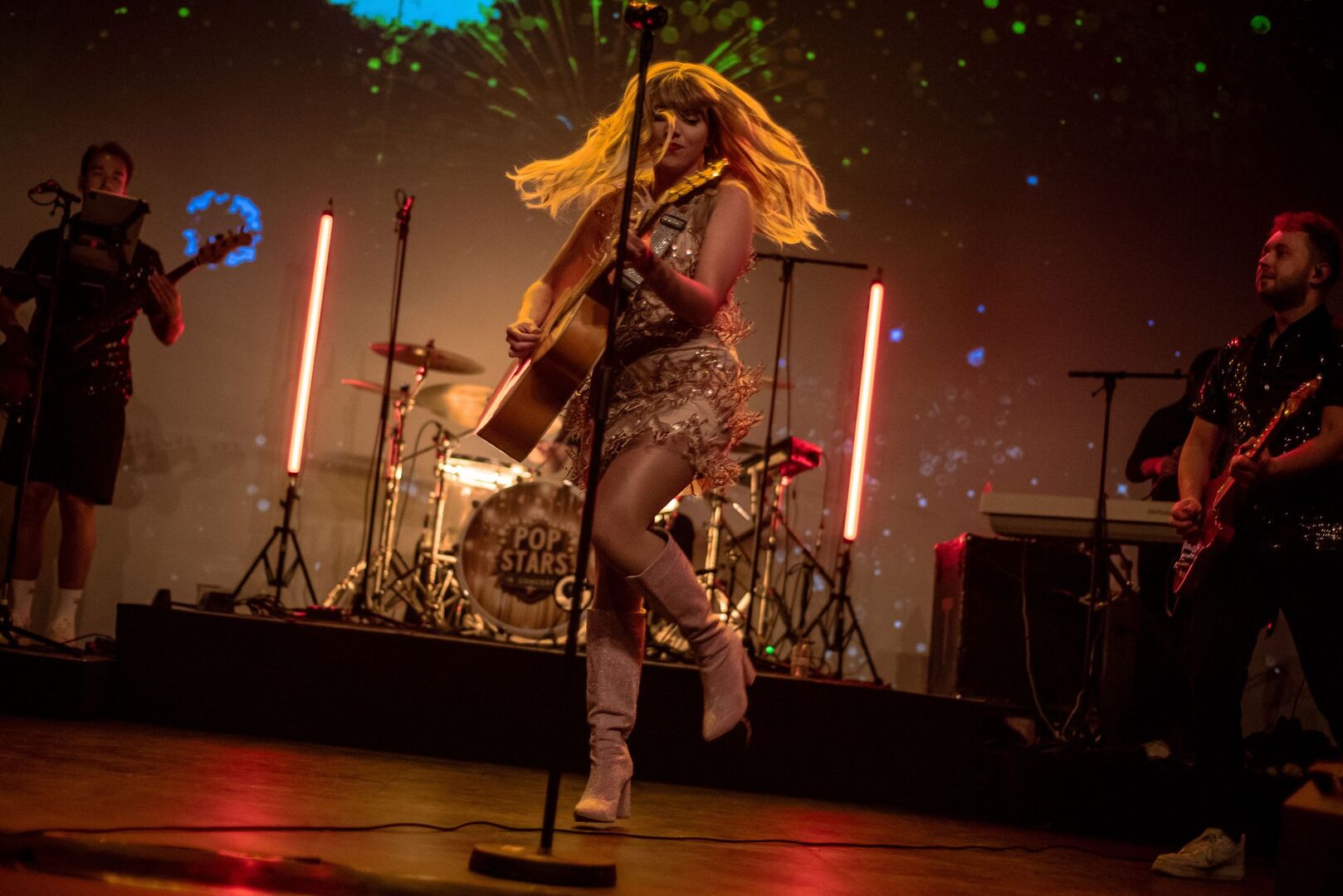 PopstarsTaylorTwist-2048x1367