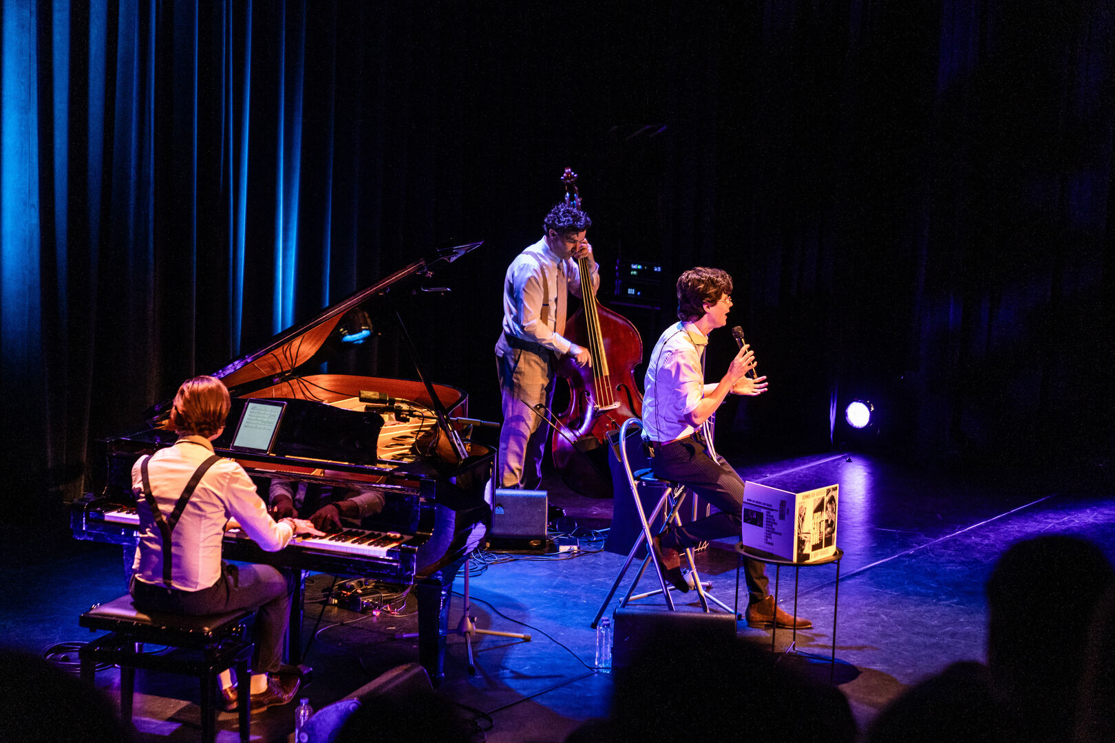 Scènefoto 4 Dennis van Aarssen - Close To You - Fotograaf Robert Gort Fotografie