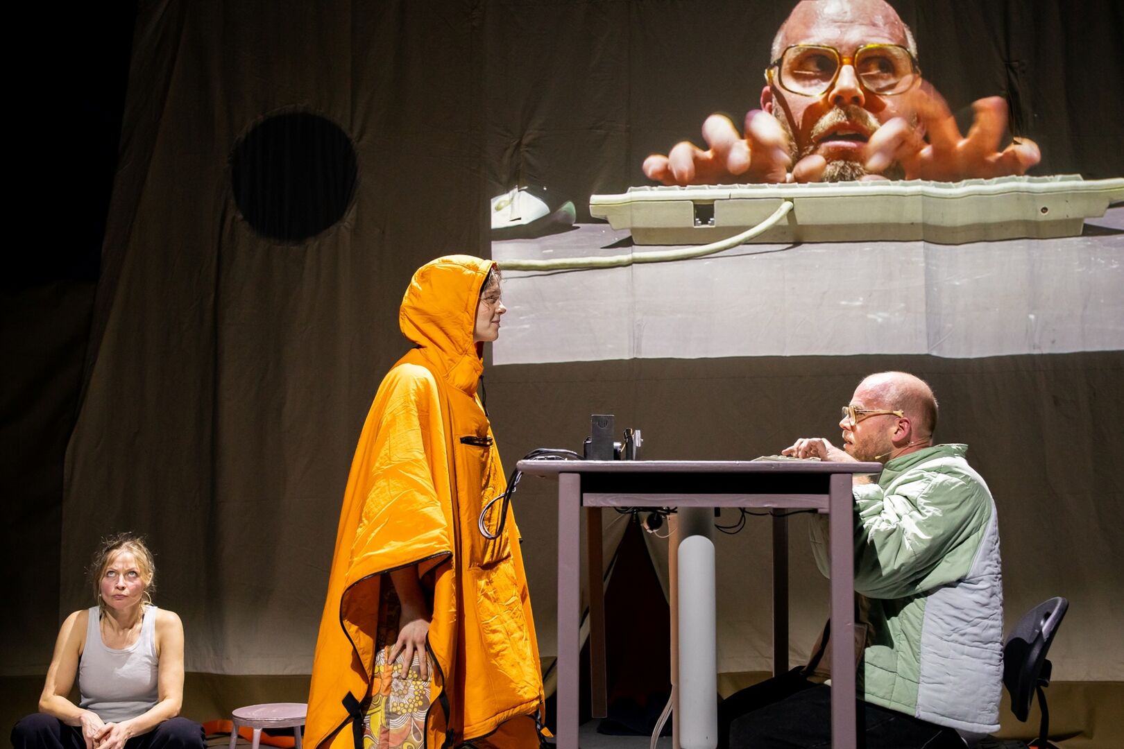 TENT – een reis voor dappere lafaards 