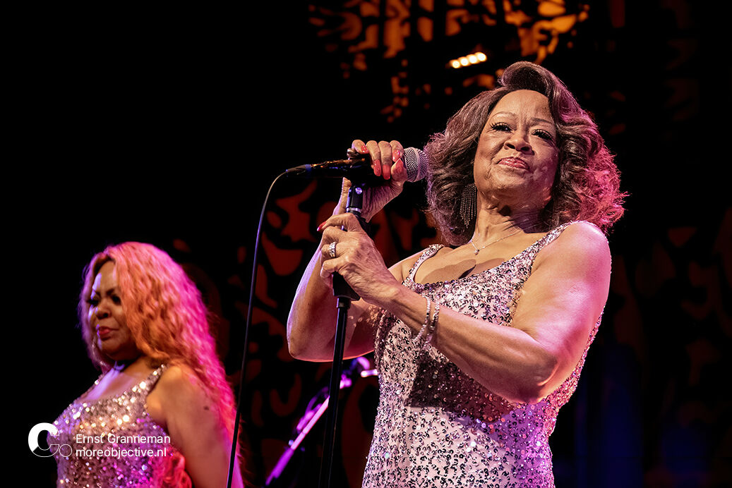 The Three Degrees (18)