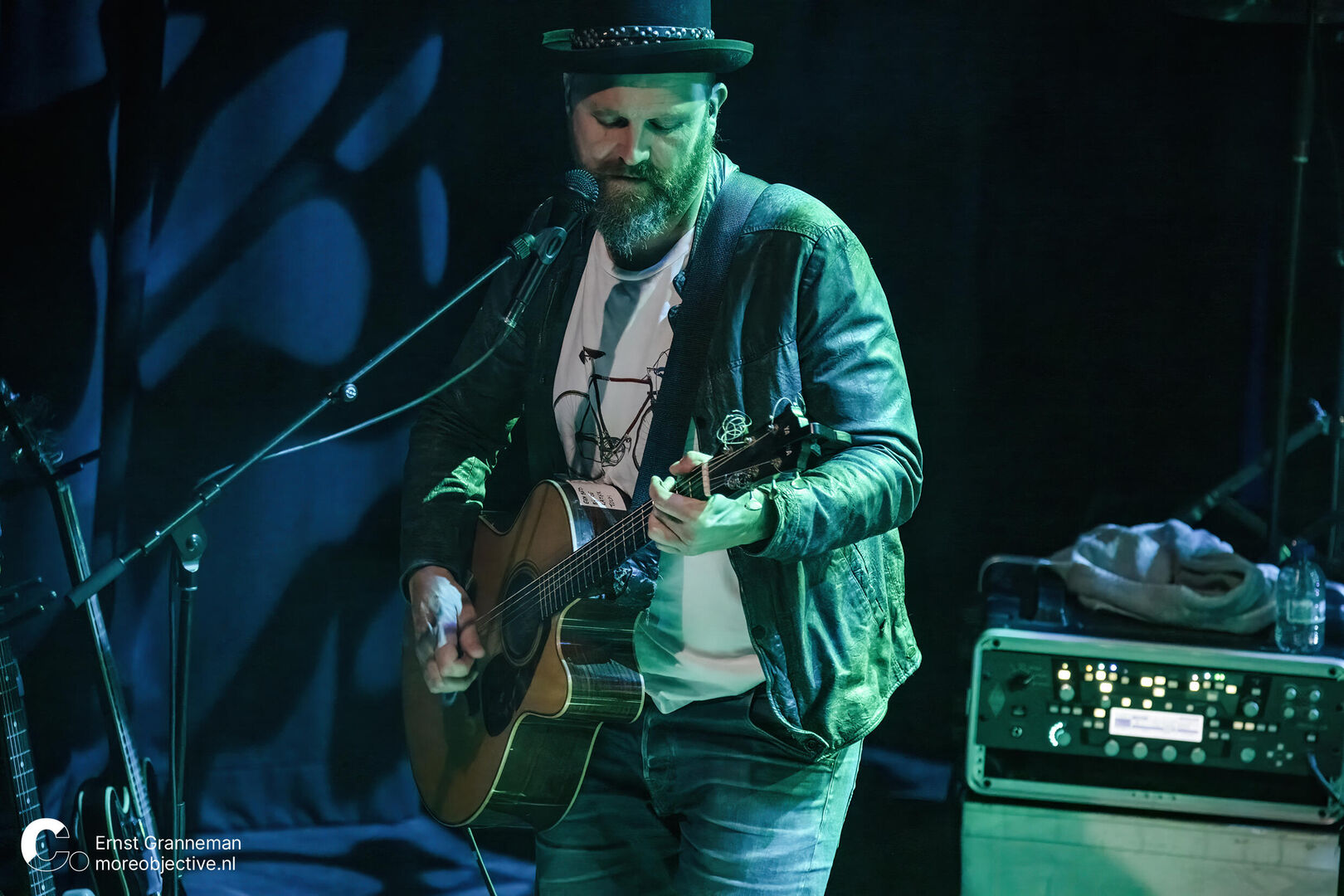 vanVelzen Let Rock Rule EG (5)