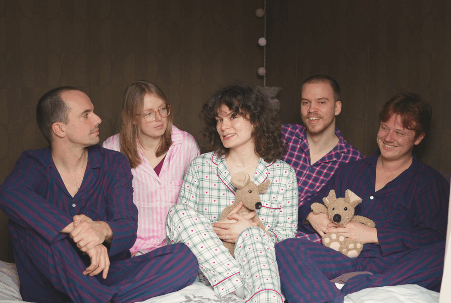 Zazie's Walking Home